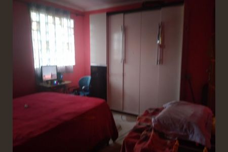 Casa à venda com 70m², 2 quartos e 1 vaga