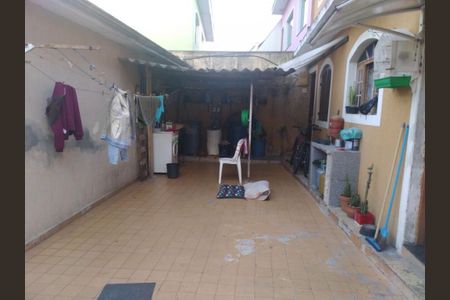 Casa à venda com 70m², 2 quartos e 1 vaga