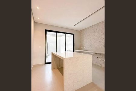Casa à venda com 150m², 4 quartos e 2 vagas