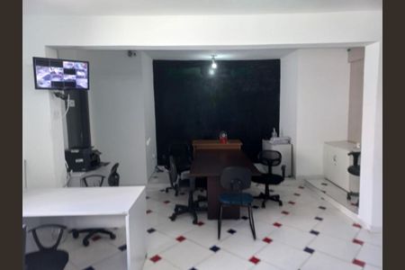 Casa à venda com 176m², 3 quartos e 4 vagas