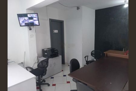 Casa à venda com 176m², 3 quartos e 4 vagas