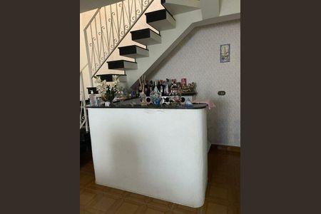 Casa à venda com 210m², 4 quartos e 2 vagas