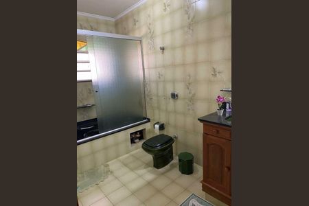 Casa à venda com 210m², 4 quartos e 2 vagas