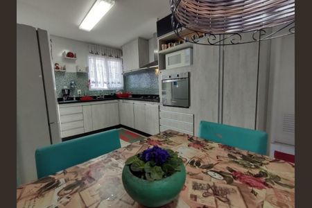 Apartamento à venda com 117m², 3 quartos e 3 vagas