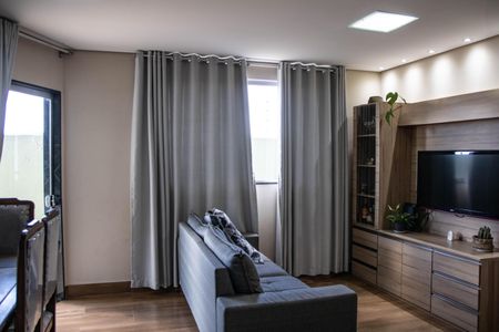 Apartamento à venda com 134m², 3 quartos e 2 vagas Apartamento à venda com 134m², 3 quartos e 2 vagasSala