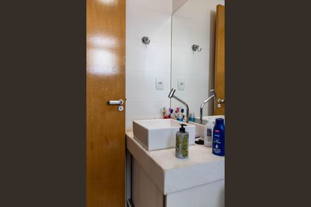 Apartamento à venda com 134m², 3 quartos e 2 vagas Apartamento à venda com 134m², 3 quartos e 2 vagasBanheiro da Suíte