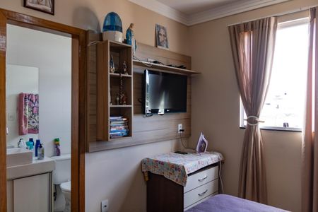 Apartamento à venda com 134m², 3 quartos e 2 vagas Apartamento à venda com 134m², 3 quartos e 2 vagasSuíte