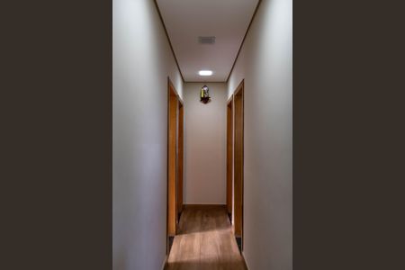 Apartamento à venda com 134m², 3 quartos e 2 vagas Apartamento à venda com 134m², 3 quartos e 2 vagasCorredor