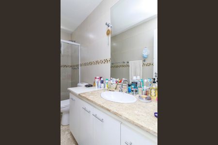 Apartamento à venda com 173m², 4 quartos e 2 vagas Apartamento à venda com 173m², 4 quartos e 2 vagasSuíte - Banheiro