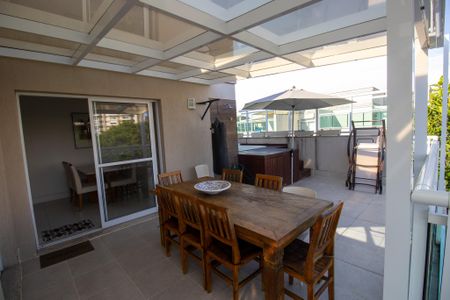 Apartamento à venda com 174m², 3 quartos e 2 vagasCobertura