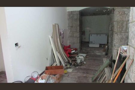 Casa à venda com 353m², 5 quartos e sem vaga