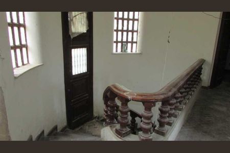 Casa à venda com 353m², 5 quartos e sem vaga