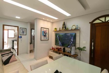 Casa à venda com 80m², 2 quartos e 1 vaga Casa à venda com 80m², 2 quartos e 1 vagaSala