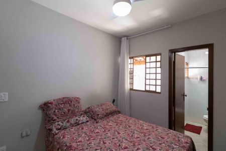 Casa à venda com 80m², 2 quartos e 1 vaga Casa à venda com 80m², 2 quartos e 1 vagaSuite