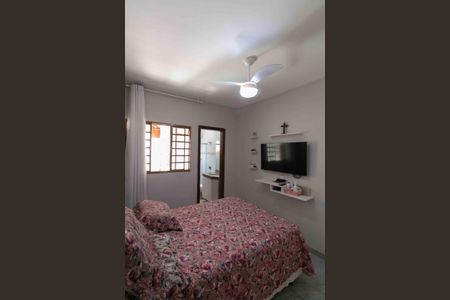 Casa à venda com 80m², 2 quartos e 1 vaga Casa à venda com 80m², 2 quartos e 1 vagaSuite