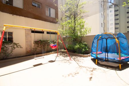 Apartamento à venda com 90m², 4 quartos e 1 vaga Apartamento à venda com 90m², 4 quartos e 1 vagaÁrea comum - Playground