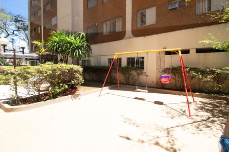 Apartamento à venda com 90m², 4 quartos e 1 vaga Apartamento à venda com 90m², 4 quartos e 1 vagaÁrea comum - Playground