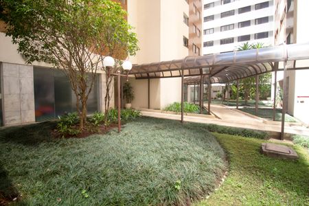 Apartamento à venda com 90m², 4 quartos e 1 vaga Apartamento à venda com 90m², 4 quartos e 1 vagaÁrea comum