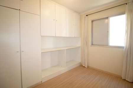 Apartamento à venda com 90m², 4 quartos e 1 vaga Apartamento à venda com 90m², 4 quartos e 1 vagaQuarto 1