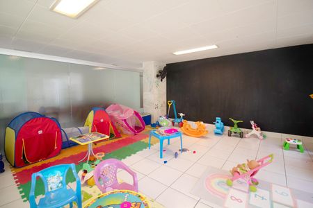 Apartamento à venda com 90m², 4 quartos e 1 vaga Apartamento à venda com 90m², 4 quartos e 1 vagaÁrea comum - Brinquedoteca