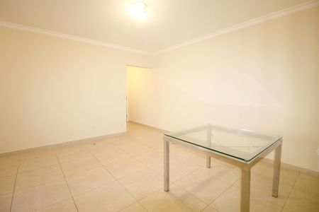 Apartamento à venda com 90m², 4 quartos e 1 vaga Apartamento à venda com 90m², 4 quartos e 1 vagaSala