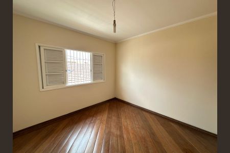 Casa à venda com 143m², 3 quartos e 2 vagasQuarto 2