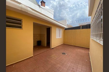 Casa à venda com 143m², 3 quartos e 2 vagasÁrea comum