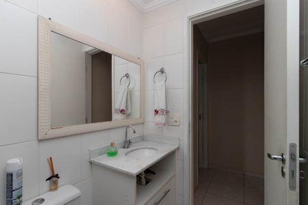 Apartamento à venda com 58m², 2 quartos e 1 vagaBanheiro Social