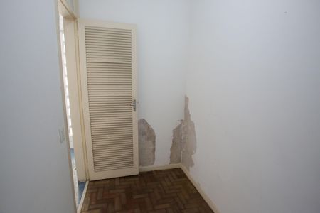 Apartamento à venda com 74m², 2 quartos e 1 vaga Apartamento à venda com 74m², 2 quartos e 1 vagaQuarto de Serviço