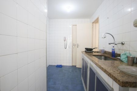 Apartamento à venda com 74m², 2 quartos e 1 vaga Apartamento à venda com 74m², 2 quartos e 1 vagaCozinha