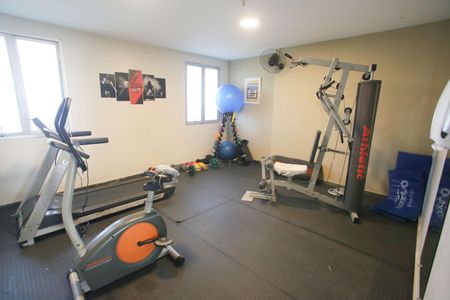 Apartamento à venda com 74m², 2 quartos e 1 vaga Apartamento à venda com 74m², 2 quartos e 1 vagaÁrea comum - Academia