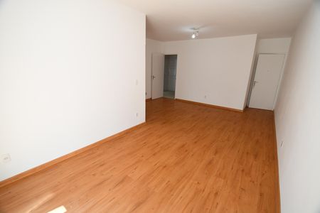 Apartamento para alugar com 90m², 2 quartos e 1 vagaSala