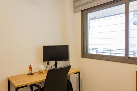 Apartamento à venda com 71m², 2 quartos e 1 vagaQuarto 2