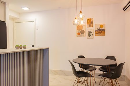 Apartamento à venda com 71m², 2 quartos e 1 vagaSala