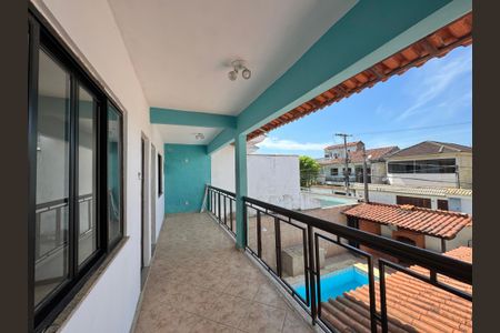 Apartamento à venda com 220m², 3 quartos e 3 vagas Apartamento à venda com 220m², 3 quartos e 3 vagasVaranda