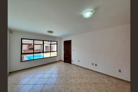Apartamento à venda com 220m², 3 quartos e 3 vagas Apartamento à venda com 220m², 3 quartos e 3 vagasSala