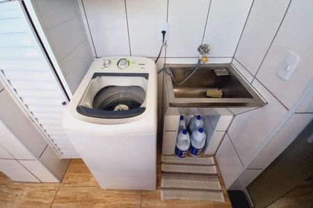 Apartamento à venda com 156m², 4 quartos e 2 vagas Apartamento à venda com 156m², 4 quartos e 2 vagasDetalhe da Área de Serviço