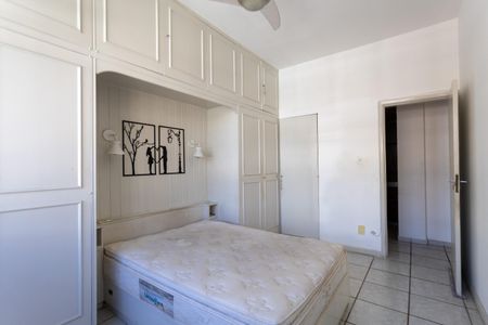 Apartamento à venda com 135m², 3 quartos e 1 vaga Apartamento à venda com 135m², 3 quartos e 1 vagaQuarto 1