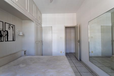Apartamento à venda com 135m², 3 quartos e 1 vaga Apartamento à venda com 135m², 3 quartos e 1 vagaQuarto 1
