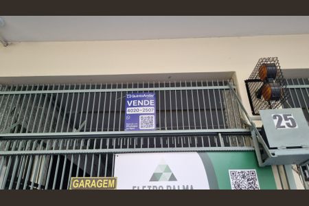 Apartamento à venda com 135m², 3 quartos e 1 vaga Apartamento à venda com 135m², 3 quartos e 1 vagaFachada Placa