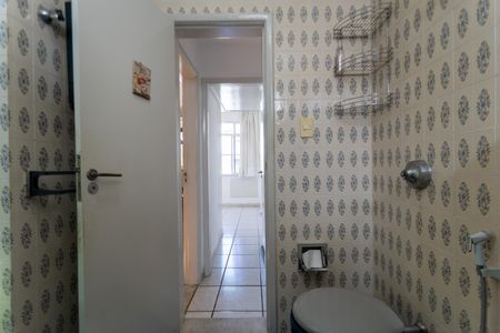 Apartamento à venda com 135m², 3 quartos e 1 vaga Apartamento à venda com 135m², 3 quartos e 1 vagaBanheiro 2