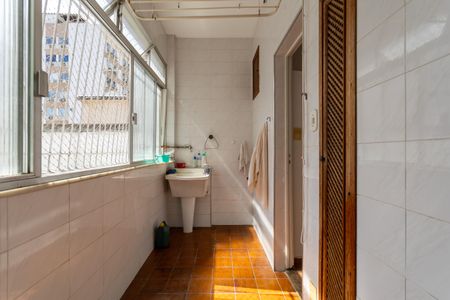 Apartamento à venda com 135m², 3 quartos e 1 vaga Apartamento à venda com 135m², 3 quartos e 1 vagaÁrea de Serviço