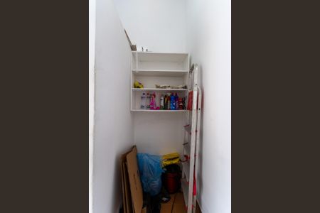 Apartamento à venda com 135m², 3 quartos e 1 vaga Apartamento à venda com 135m², 3 quartos e 1 vagaBanheiro de Serviço