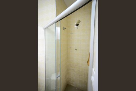 Casa para alugar com 190m², 2 quartos e 4 vagasBanheiro