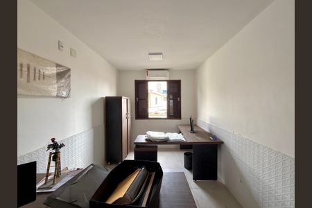 Casa à venda com 180m², 3 quartos e 2 vagas Casa à venda com 180m², 3 quartos e 2 vagasQuarto 3