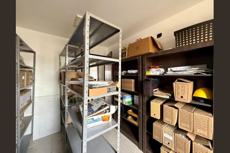 Casa à venda com 180m², 3 quartos e 2 vagas Casa à venda com 180m², 3 quartos e 2 vagasQuarto 2