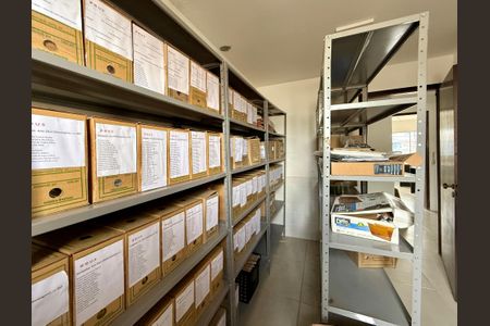 Casa à venda com 180m², 3 quartos e 2 vagas Casa à venda com 180m², 3 quartos e 2 vagasQuarto 2