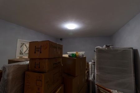 Casa à venda com 208m², 6 quartos e 4 vagas Casa à venda com 208m², 6 quartos e 4 vagasQuarto 1