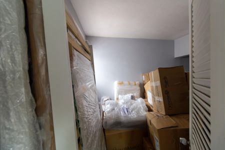 Casa à venda com 208m², 6 quartos e 4 vagas Casa à venda com 208m², 6 quartos e 4 vagasQuarto 2