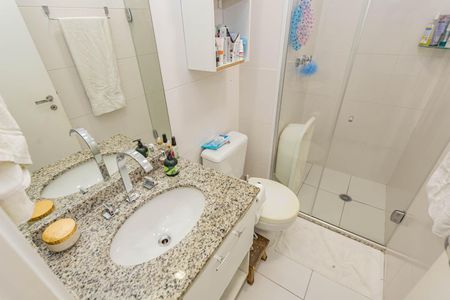 Apartamento à venda com 67m², 2 quartos e 1 vagabanheiro